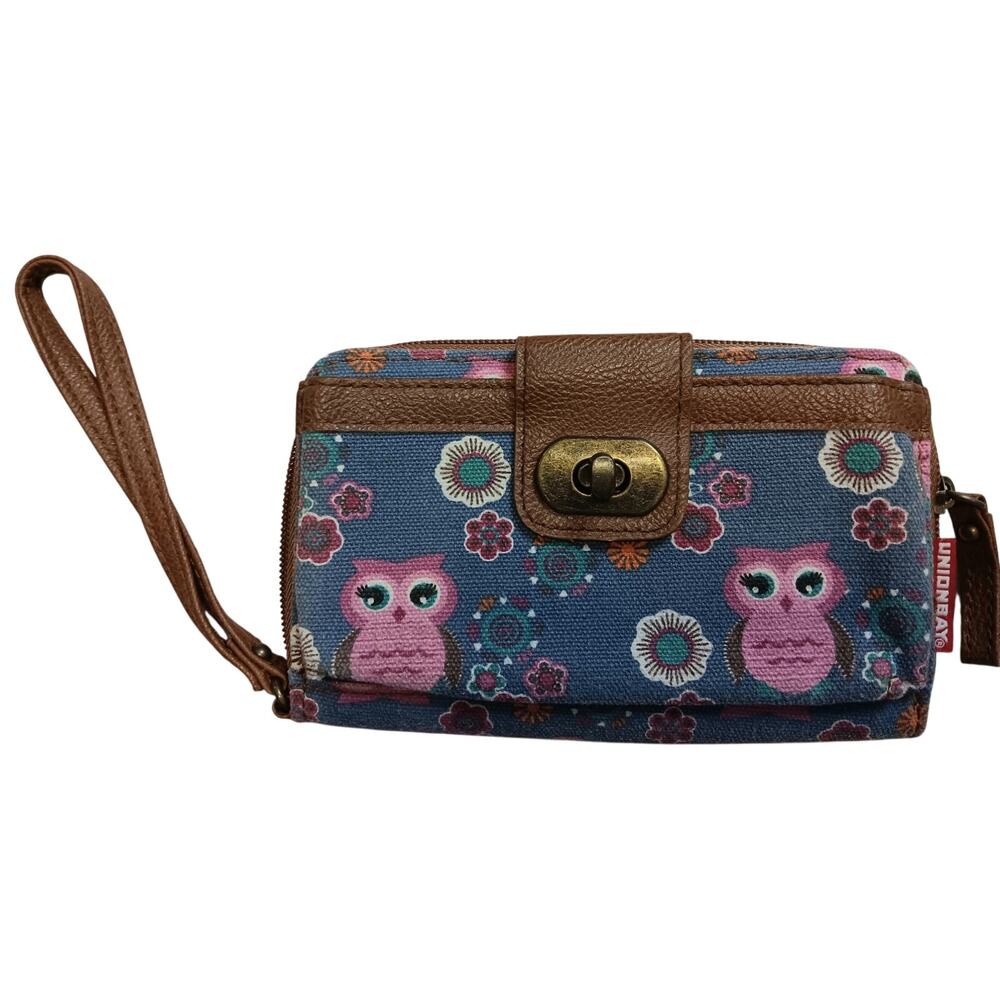 UNIONBAY canvas owl print wristlet wallet clutch Very good clean condition